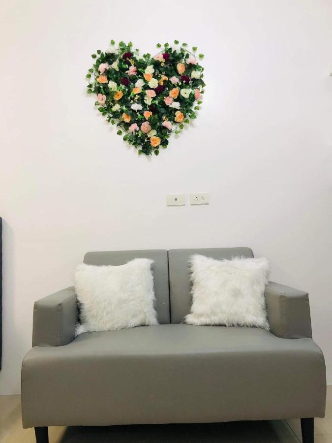 Ebony'S Place At Shore Residencesマニラ市 エクステリア 写真