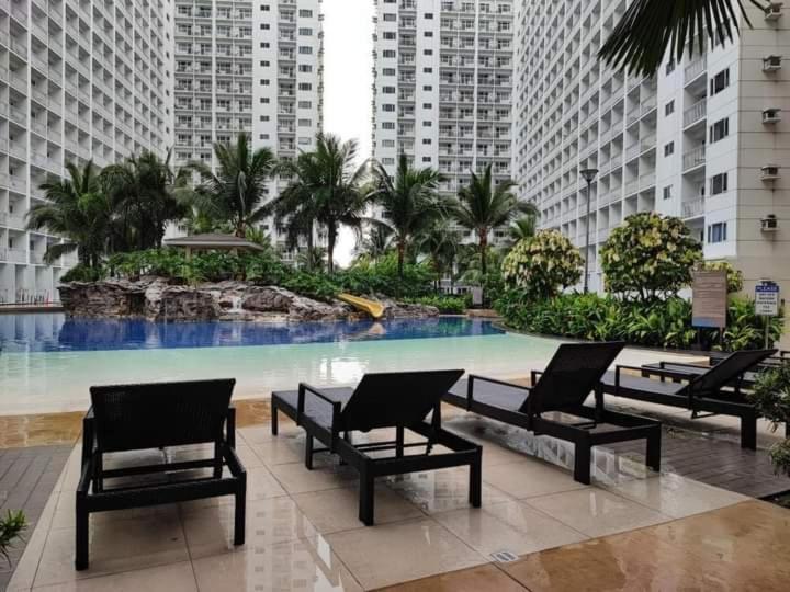 Ebony'S Place At Shore Residencesマニラ市 エクステリア 写真